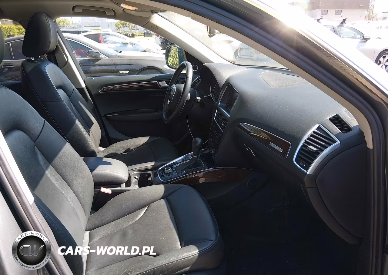 2012 Audi Q5 2.0T Premium VIN:WA1LFBFP8CA084119 - 5