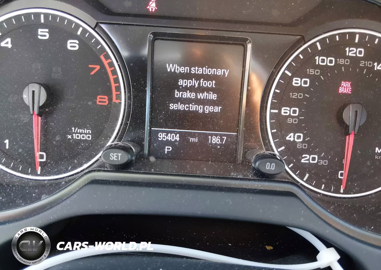 2012 Audi Q5 2.0T Premium VIN:WA1LFBFP8CA084119 - 7