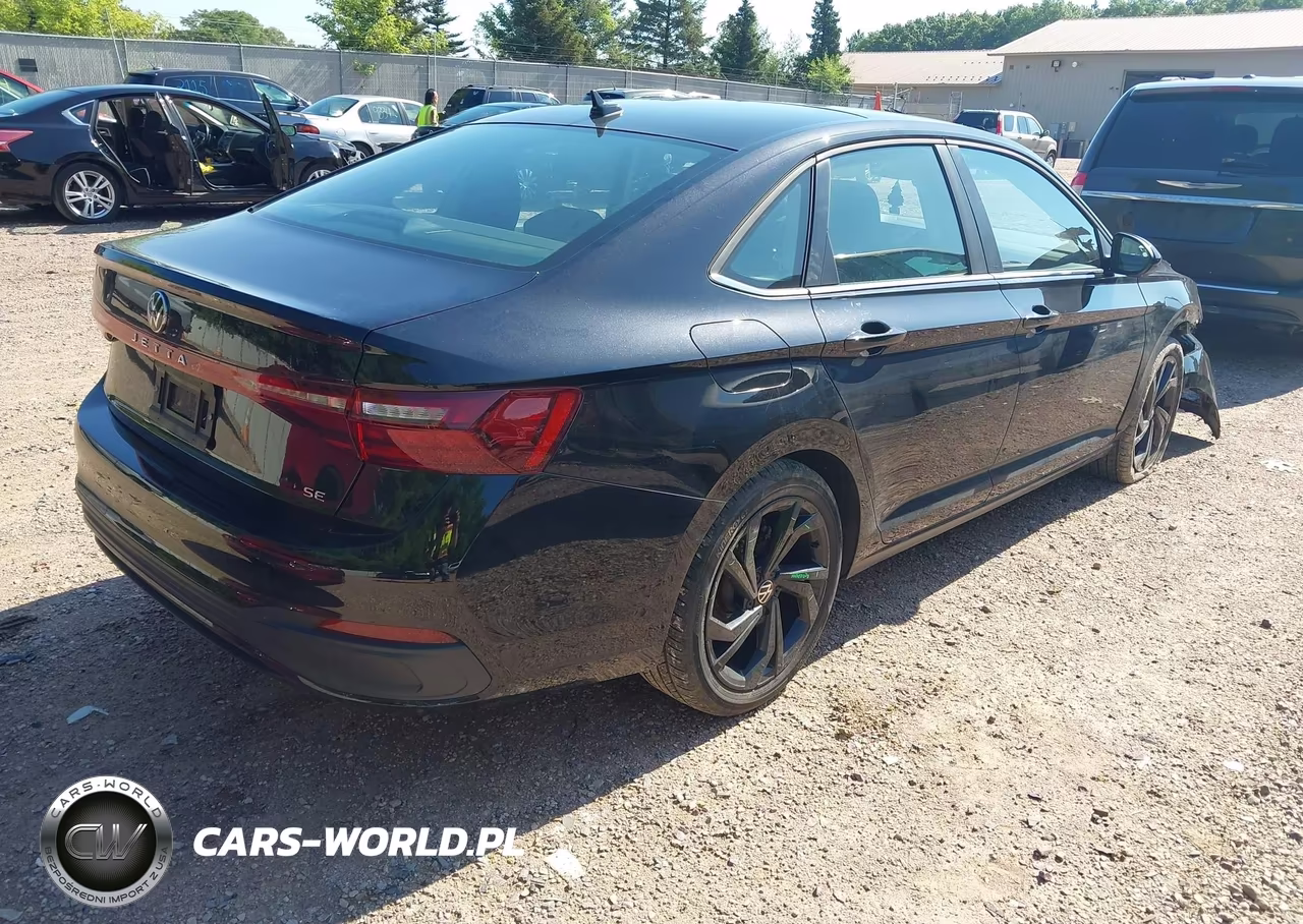 2025 Volkswagen Jetta 1.5T Se VIN:3VW7X7BU0SM081047 - 4