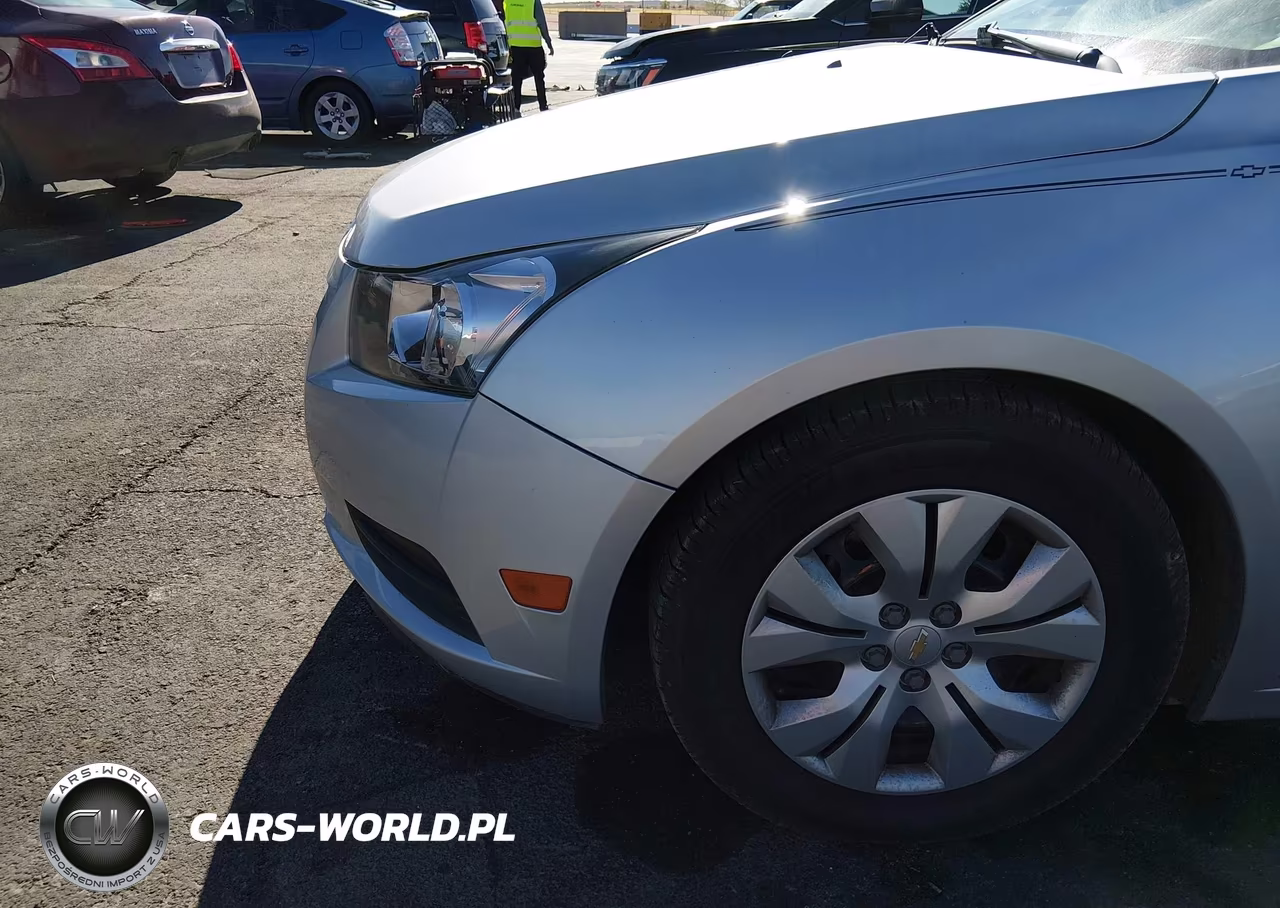 2014 Chevrolet Cruze Ls Auto VIN:1G1PA5SH5E7197170 - 15