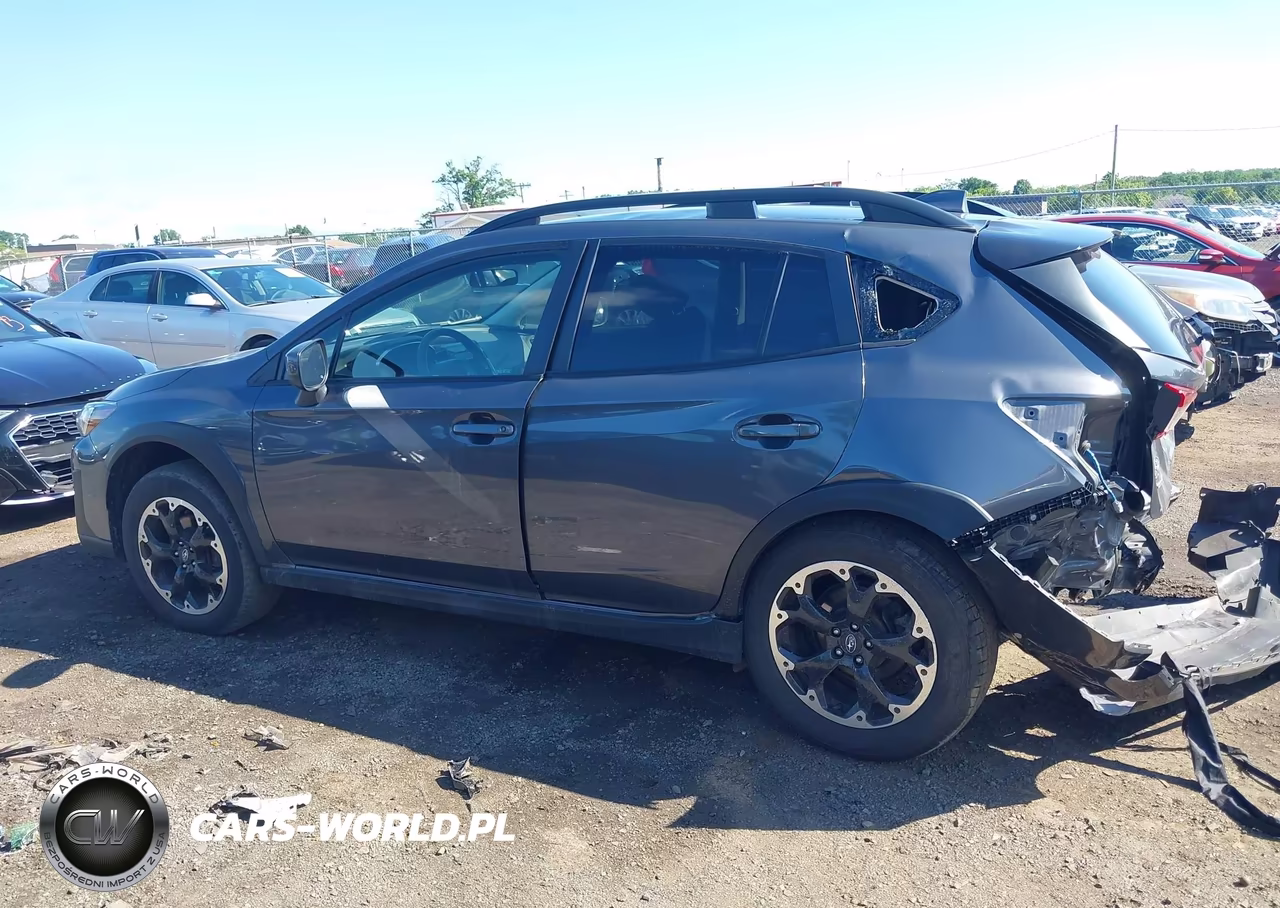 2022 Subaru Crosstrek Premium VIN:JF2GTAPC5N8283100 - 14