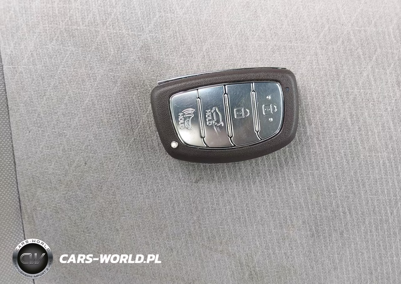 2018 Hyundai Tucson Value VIN:KM8J3CA29JU751651 - 11
