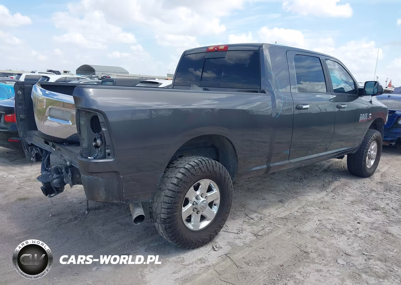 2014 Ram 2500 Lone Star VIN:3C6UR5ML7EG292135 - 4