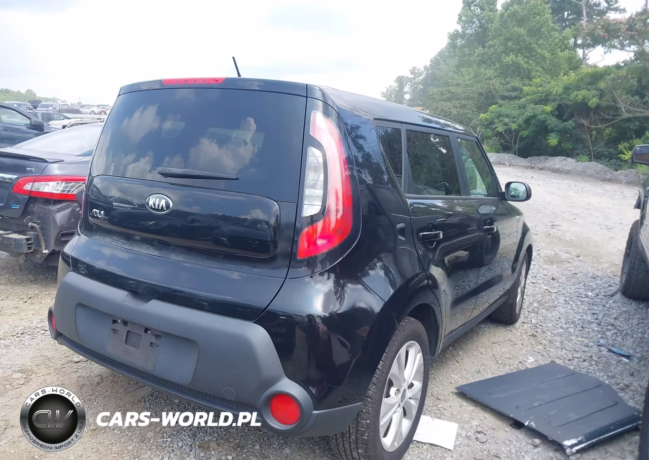 2015 Kia Soul + VIN:KNDJP3A52F7184093 - 4