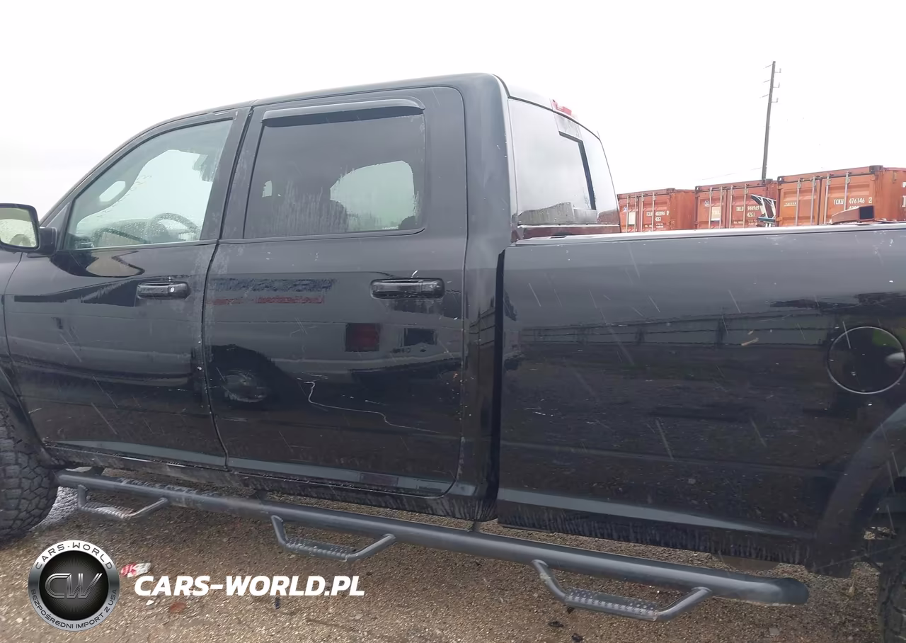 2015 Ram 2500 Laramie VIN:3C6UR5KJXFG558993 - 14