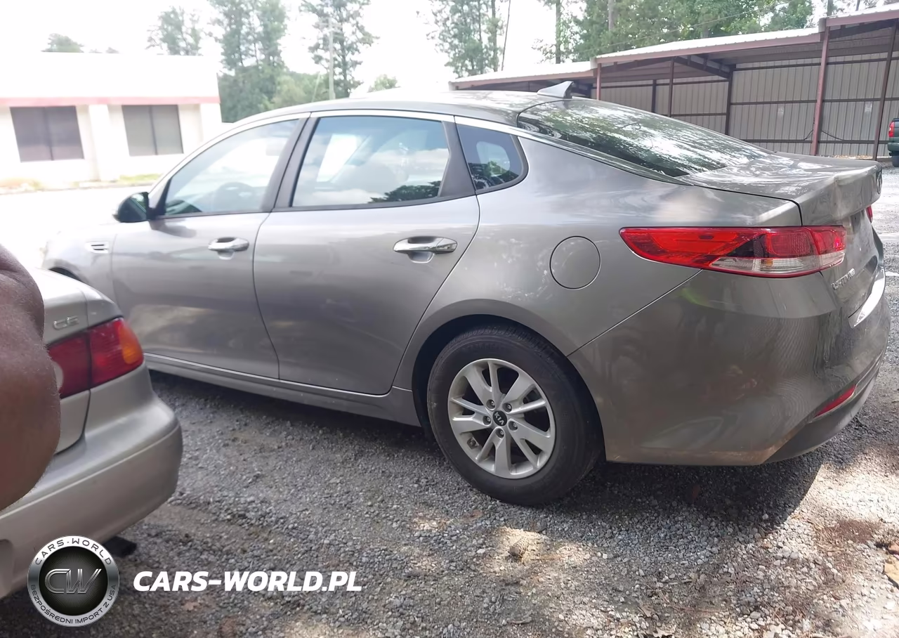 2017 Kia Optima Lx VIN:5XXGT4L30HG128414 - 3