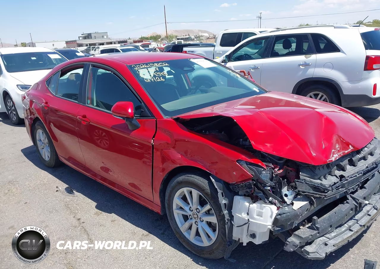 2025 Toyota Camry Le VIN:4T1DAACK9SU051330 - 18