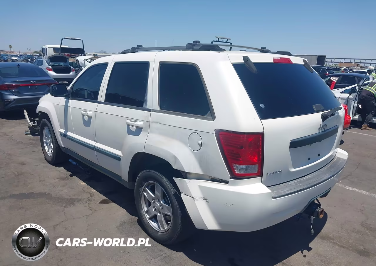 2007 Jeep Grand Cherokee Laredo VIN:1J8GS48K17C649944 - 3