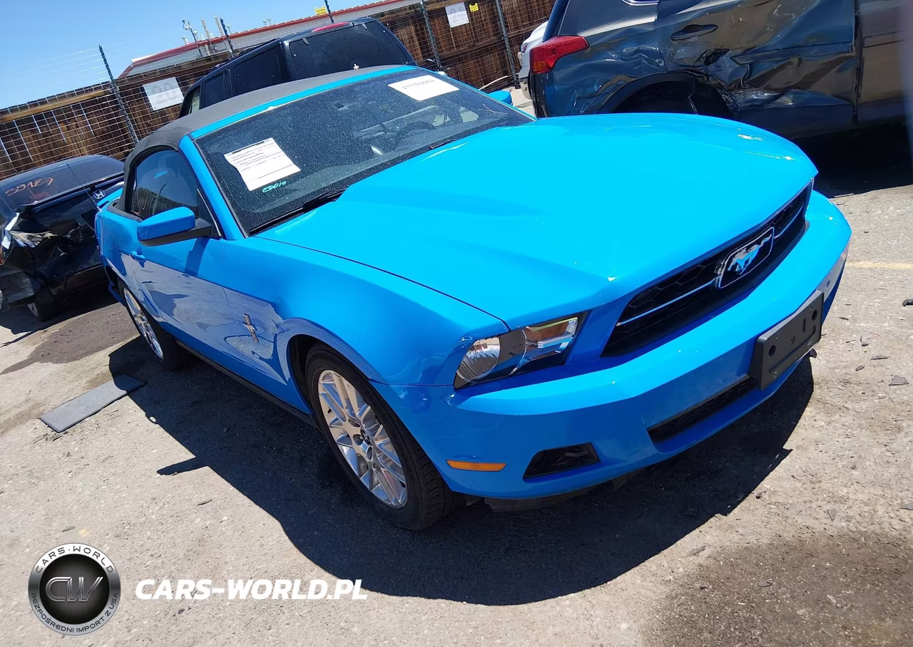 2012 Ford Mustang V6-V6 Premium