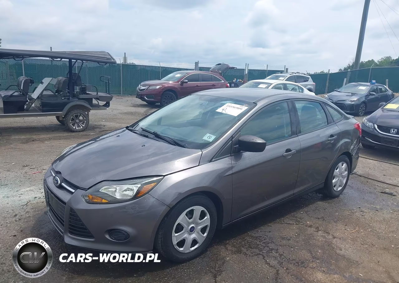 2013 Ford Focus S VIN:1FADP3E20DL217972 - 2