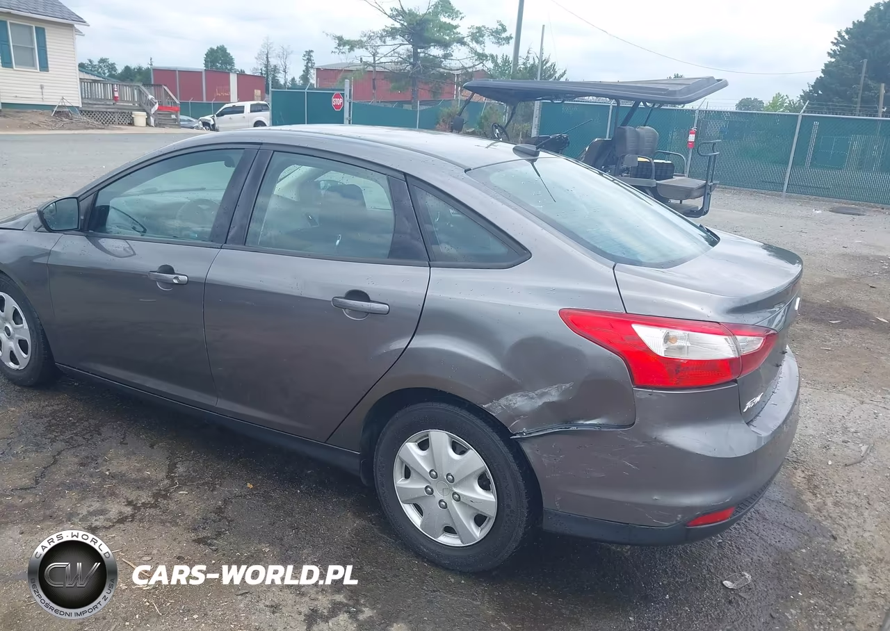 2013 Ford Focus S VIN:1FADP3E20DL217972 - 6