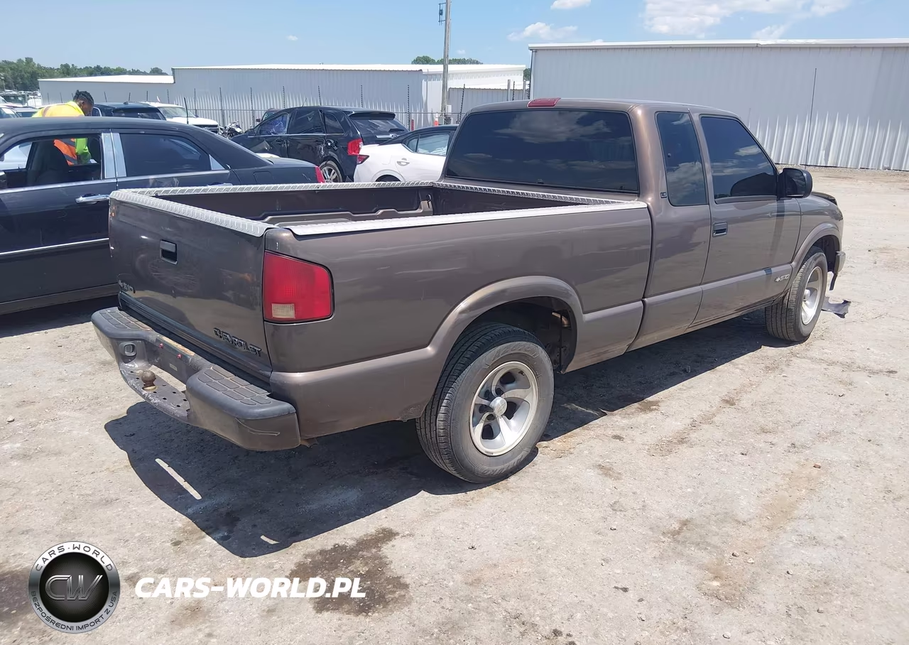 1999 Chevrolet S-10 Ls VIN:1GCCS1941XK187010 - 4