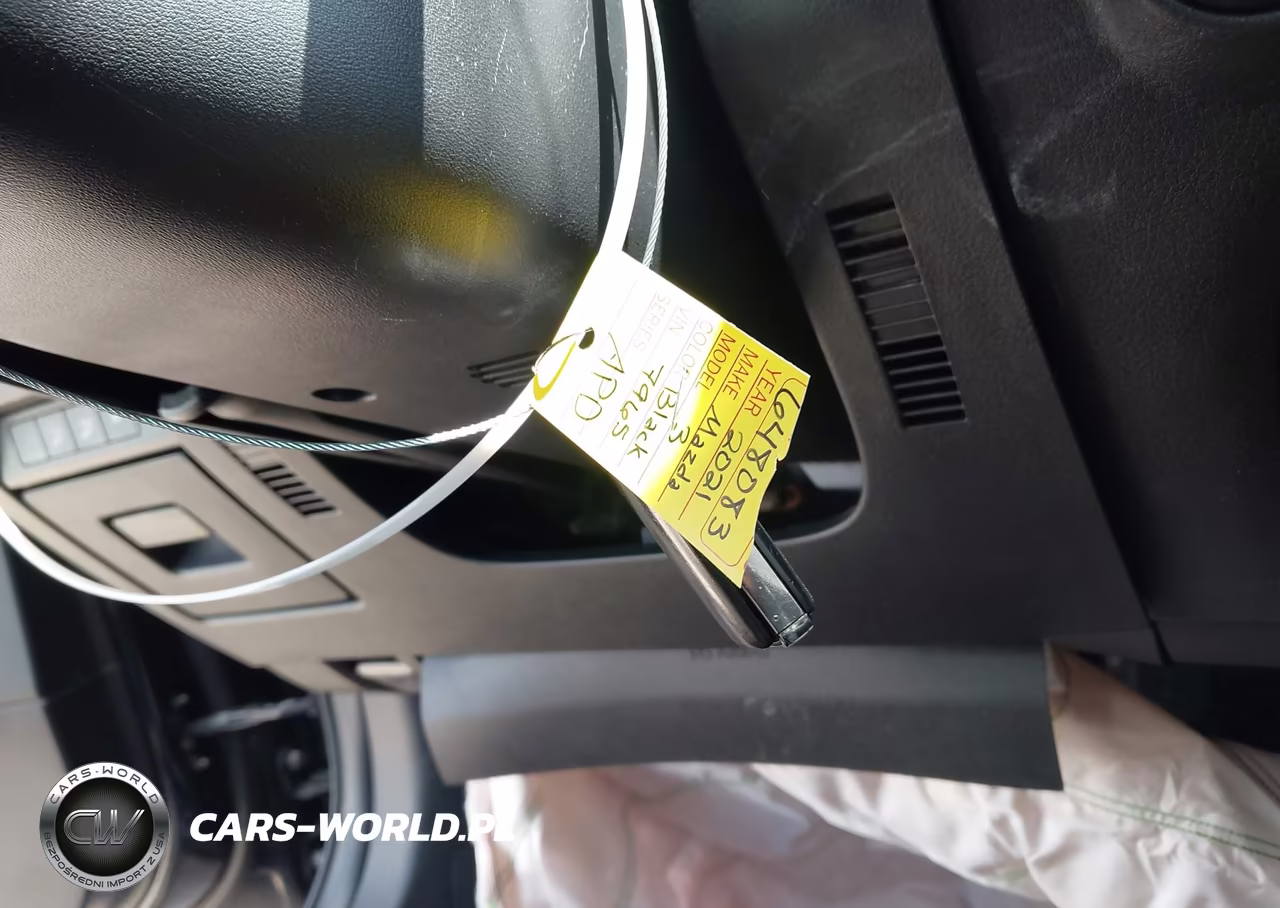 2021 Mazda Mazda3 Premium VIN:JM1BPBML2M1307965 - 10