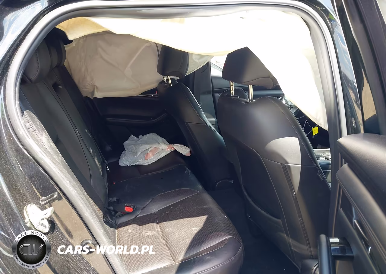 2021 Mazda Mazda3 Premium VIN:JM1BPBML2M1307965 - 7