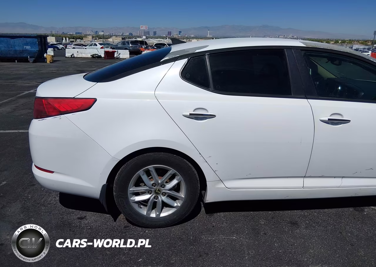 2013 Kia Optima Lx VIN:5XXGM4A78DG251178 - 16