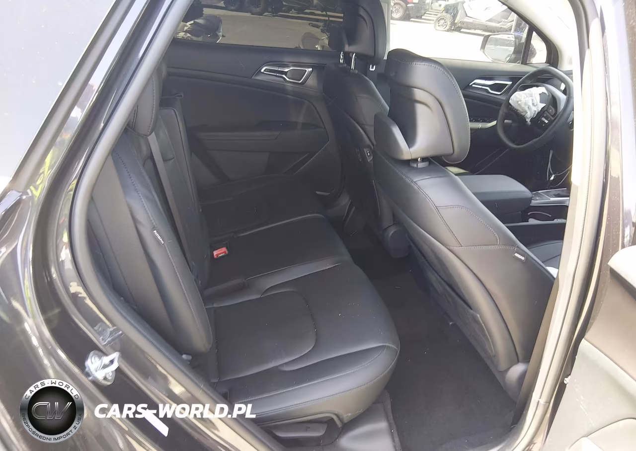 2026 Kia Sportage Ex VIN:5XYK33DF2TG427565 - 8