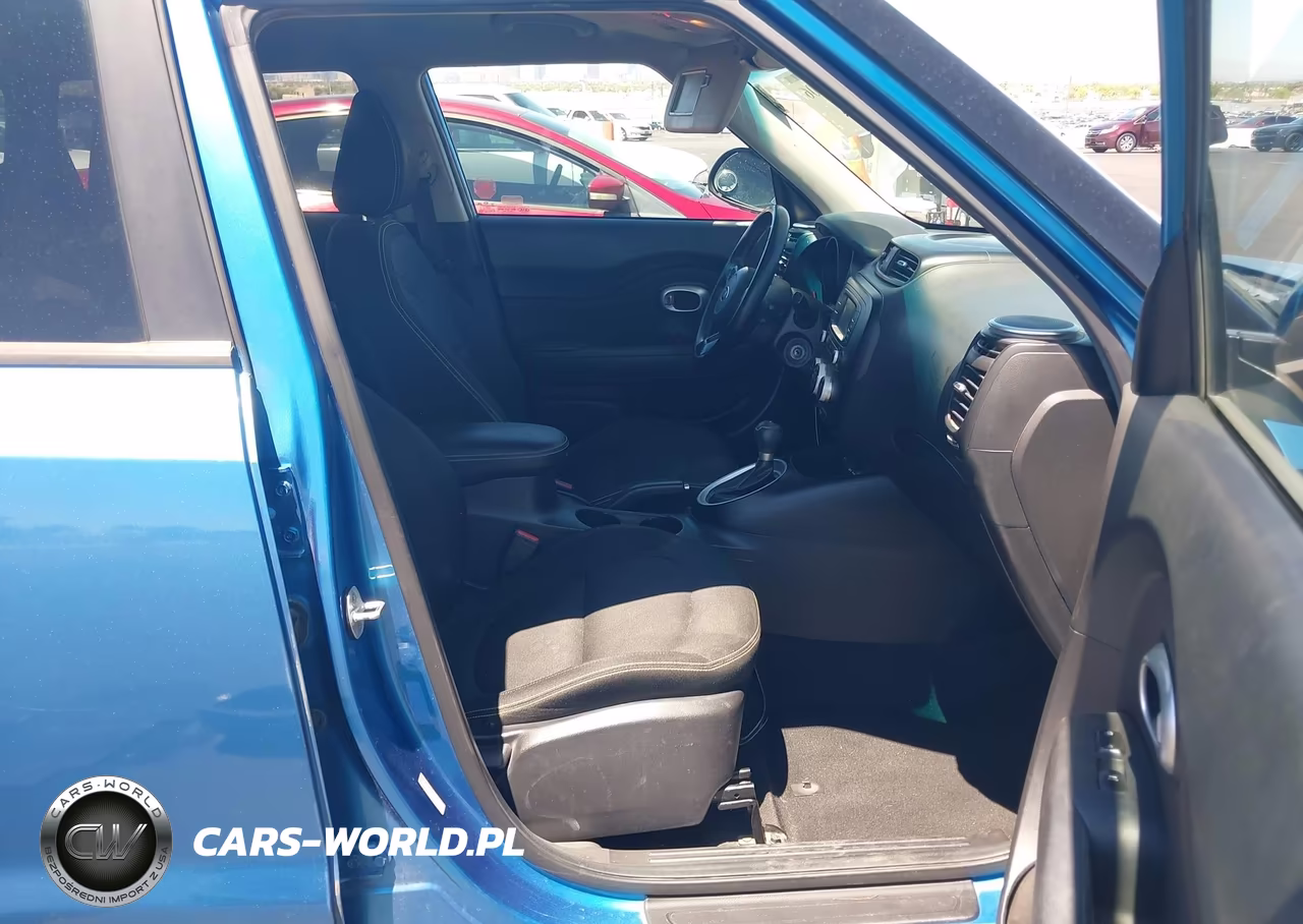 2016 Kia Soul + VIN:KNDJP3A5XG7298666 - 5