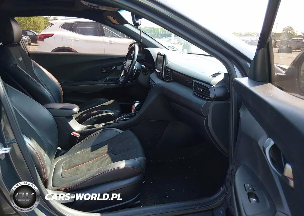2019 Hyundai Veloster 2.0 Premium VIN:KMHTG6AFXKU005714 - 5
