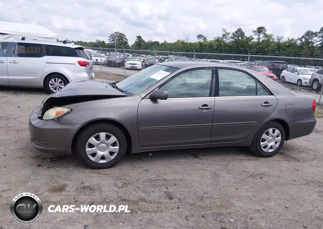 2004 Toyota Camry Le VIN:4T1BE32K34U839676 - 14