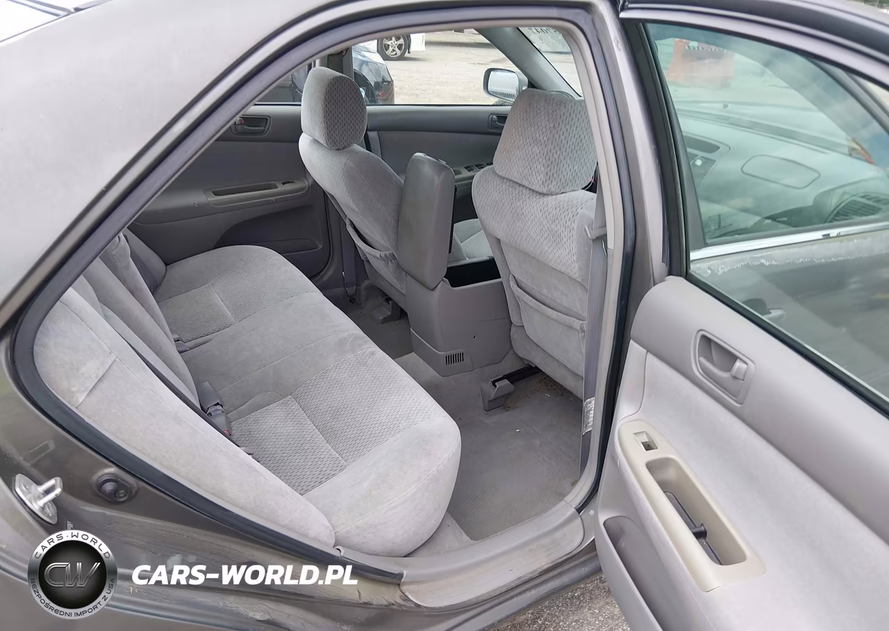 2004 Toyota Camry Le VIN:4T1BE32K34U839676 - 8