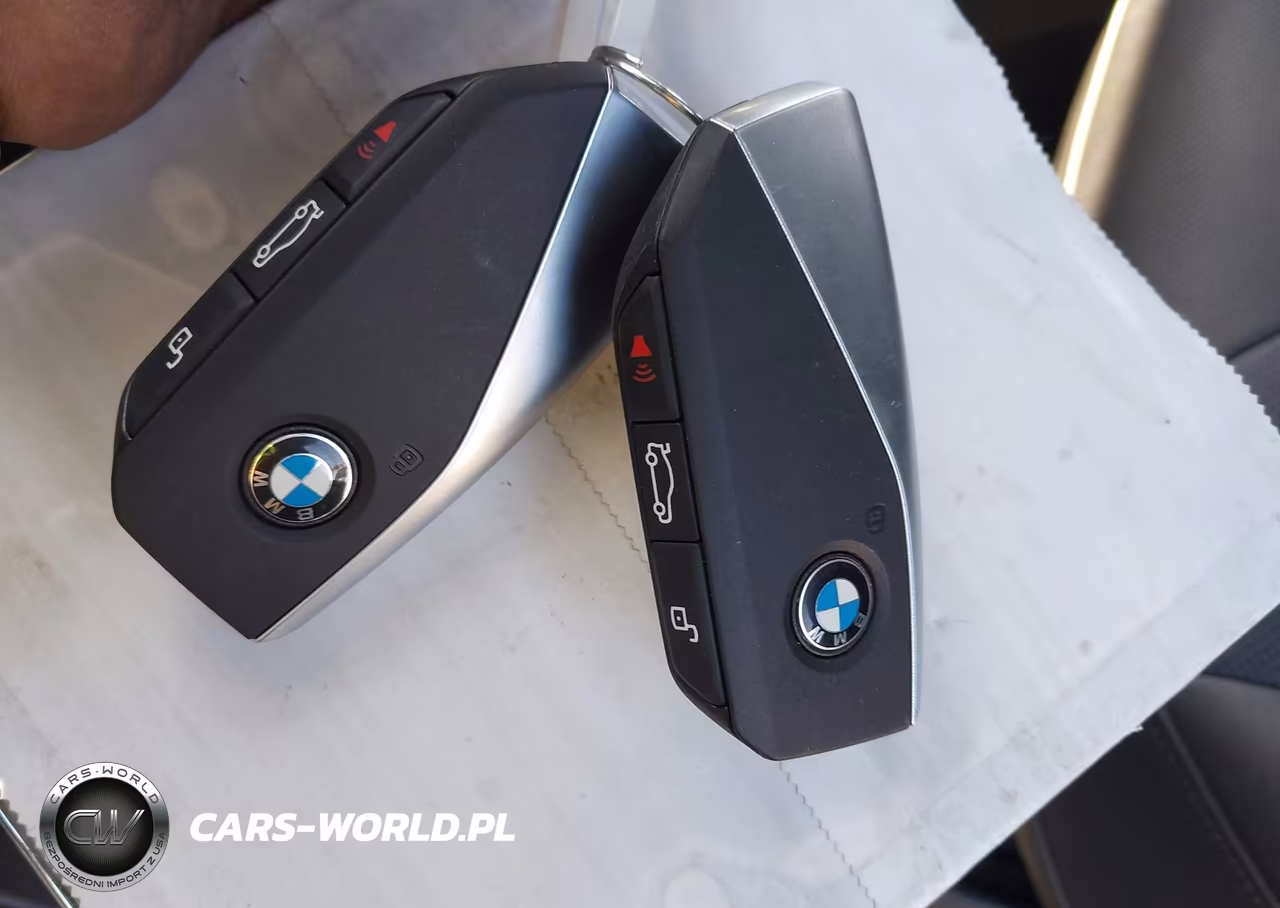 2024 BMW Ix xDrive50 VIN:WB523CF09RCP83240 - 11