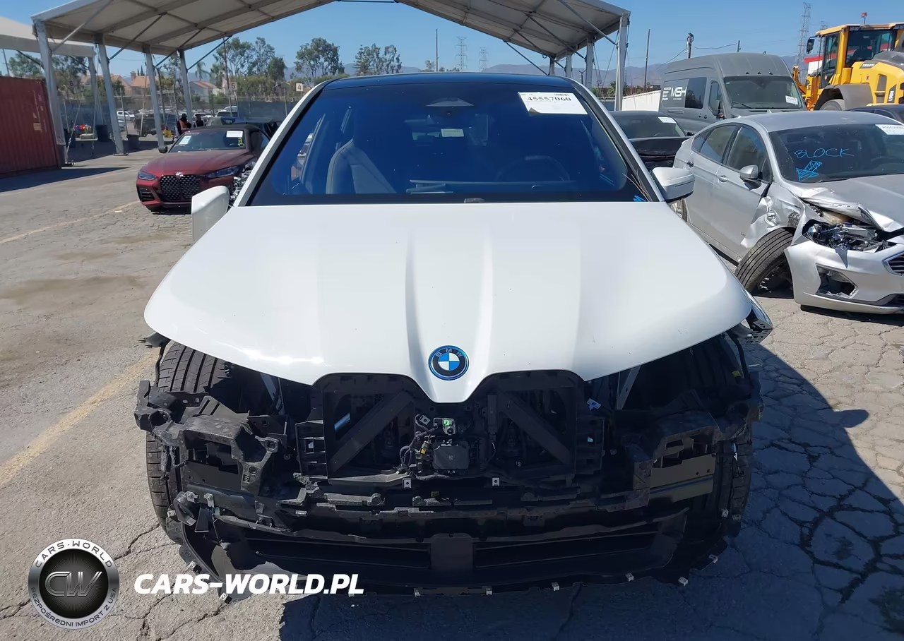 2024 BMW Ix xDrive50 VIN:WB523CF09RCP83240 - 13