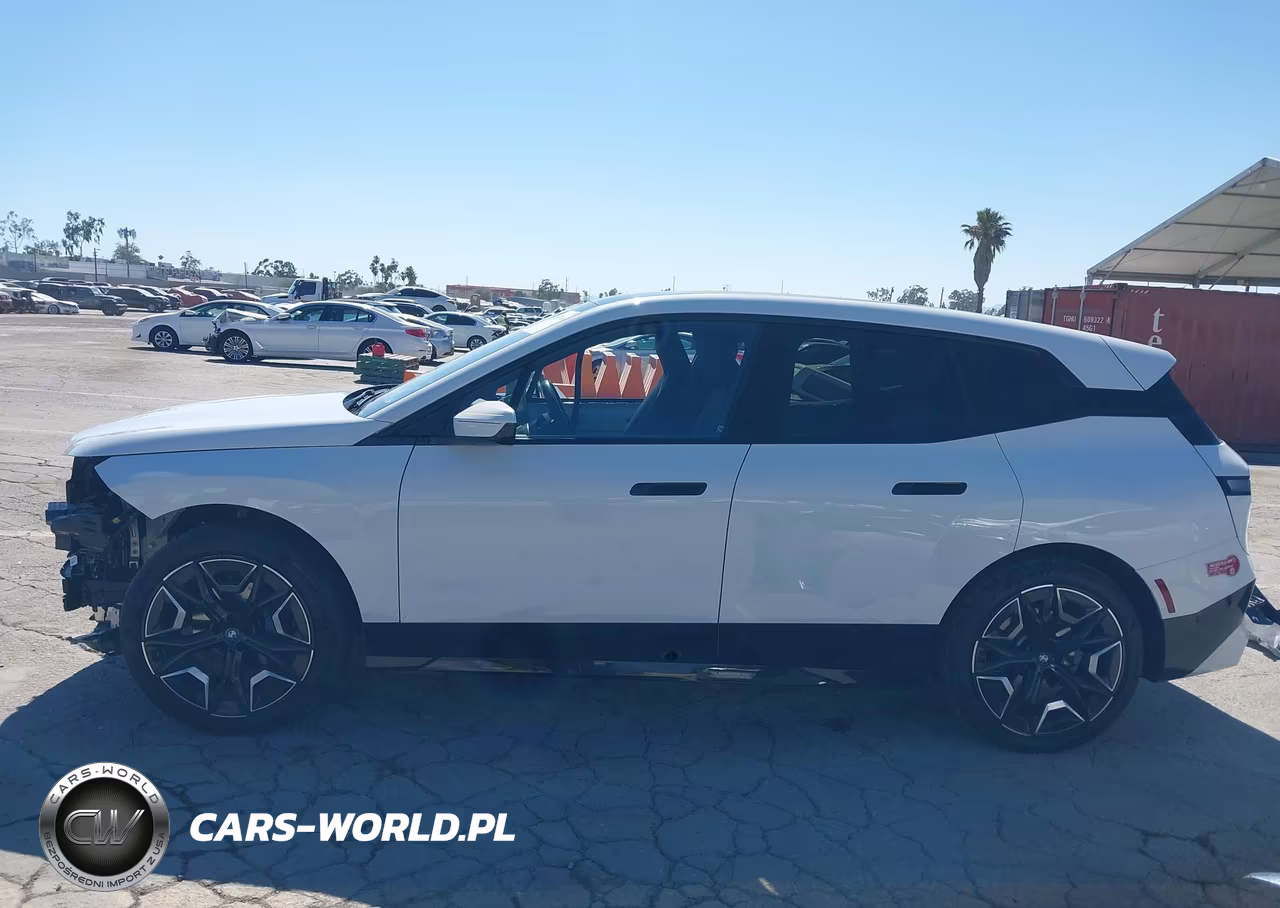 2024 BMW Ix xDrive50 VIN:WB523CF09RCP83240 - 15