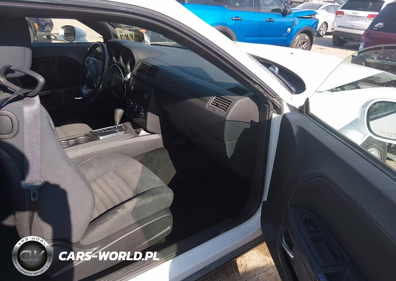 2013 Dodge Challenger Sxt VIN:2C3CDYAG3DH641242 - 5