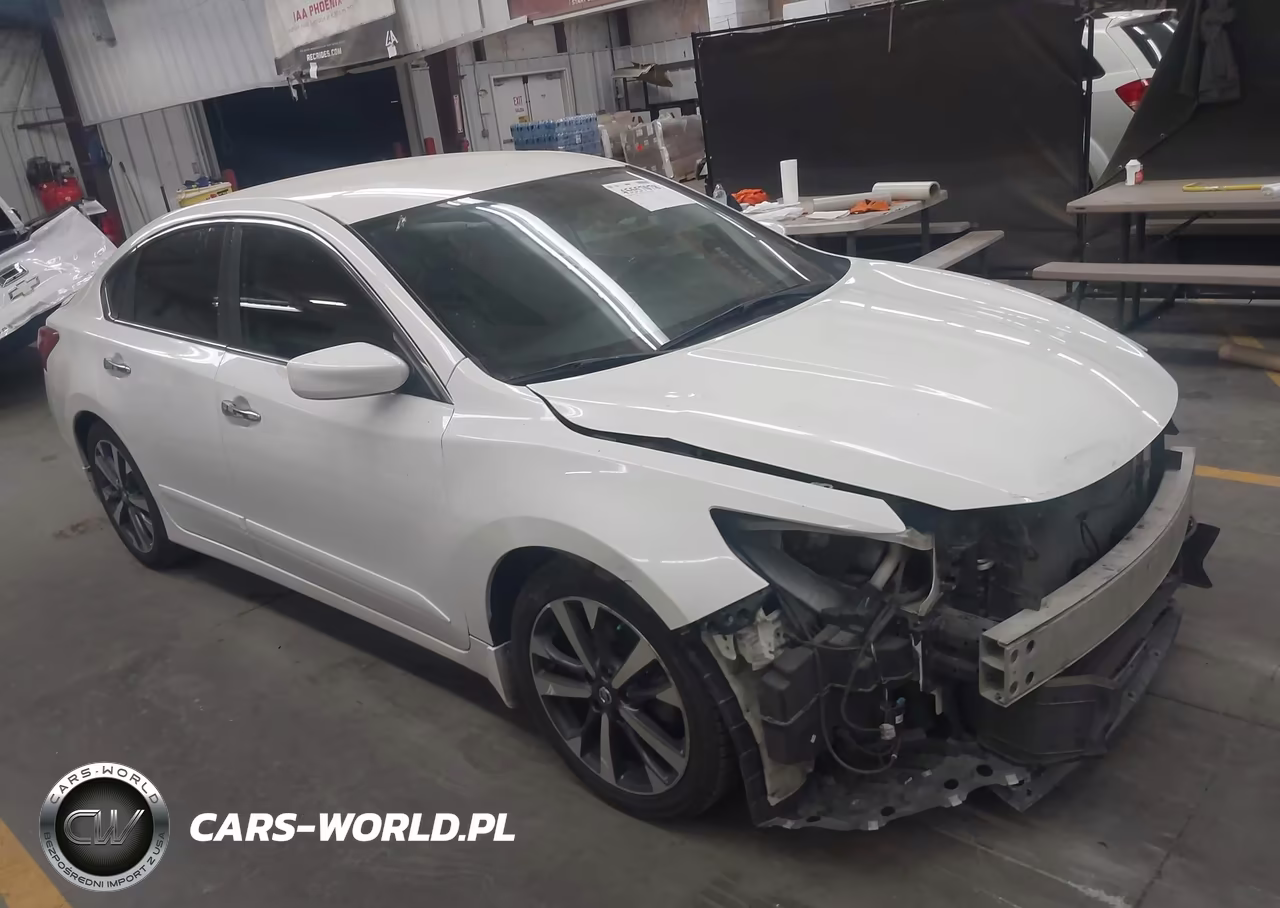 2016 Nissan Altima 2.5 Sr – zdjęcie 1 z 17