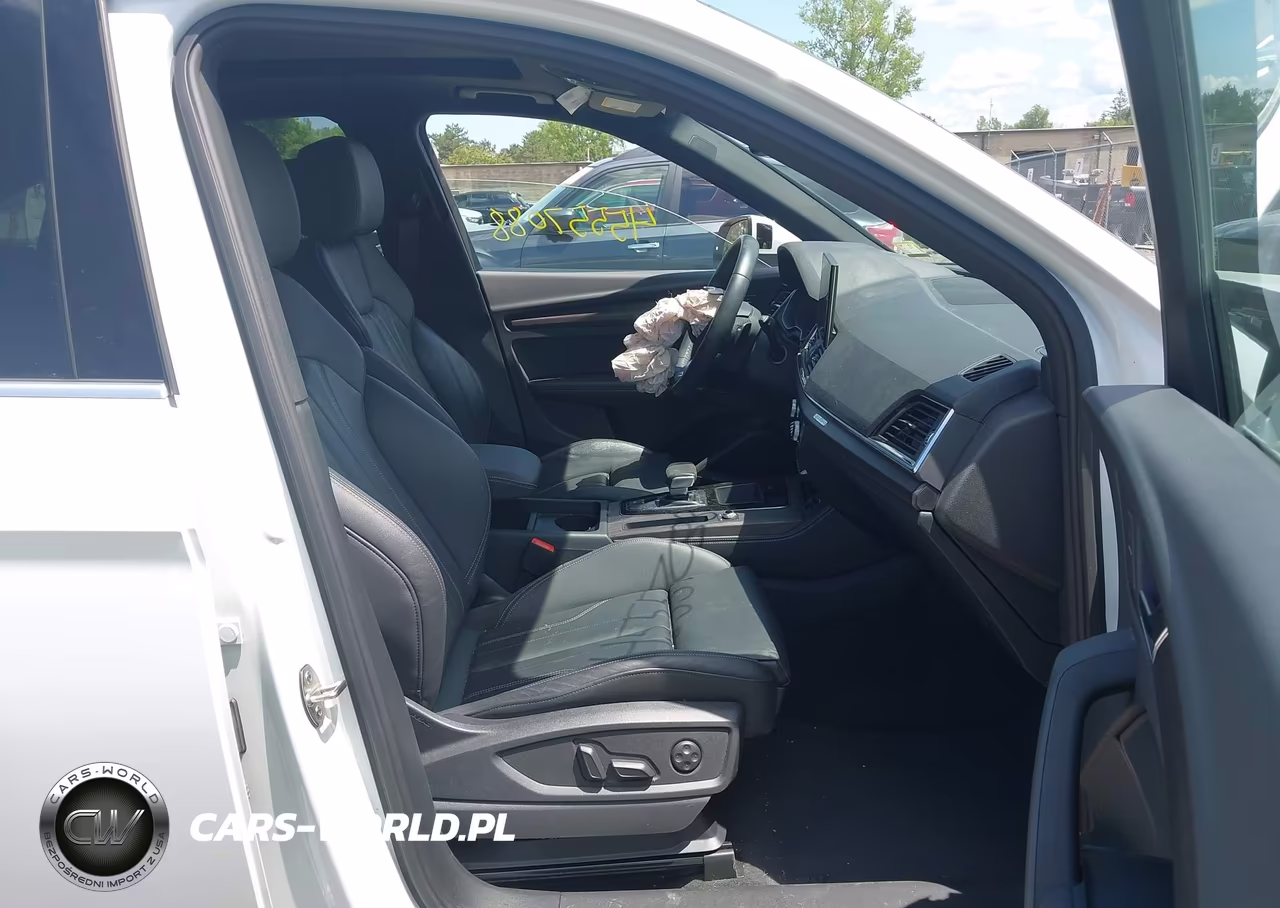 2023 Audi Q5 Sportback Premium Plus 45 Tfsi S Line Quattro S Tronic VIN:WA15AAFY0P2074078 - 5