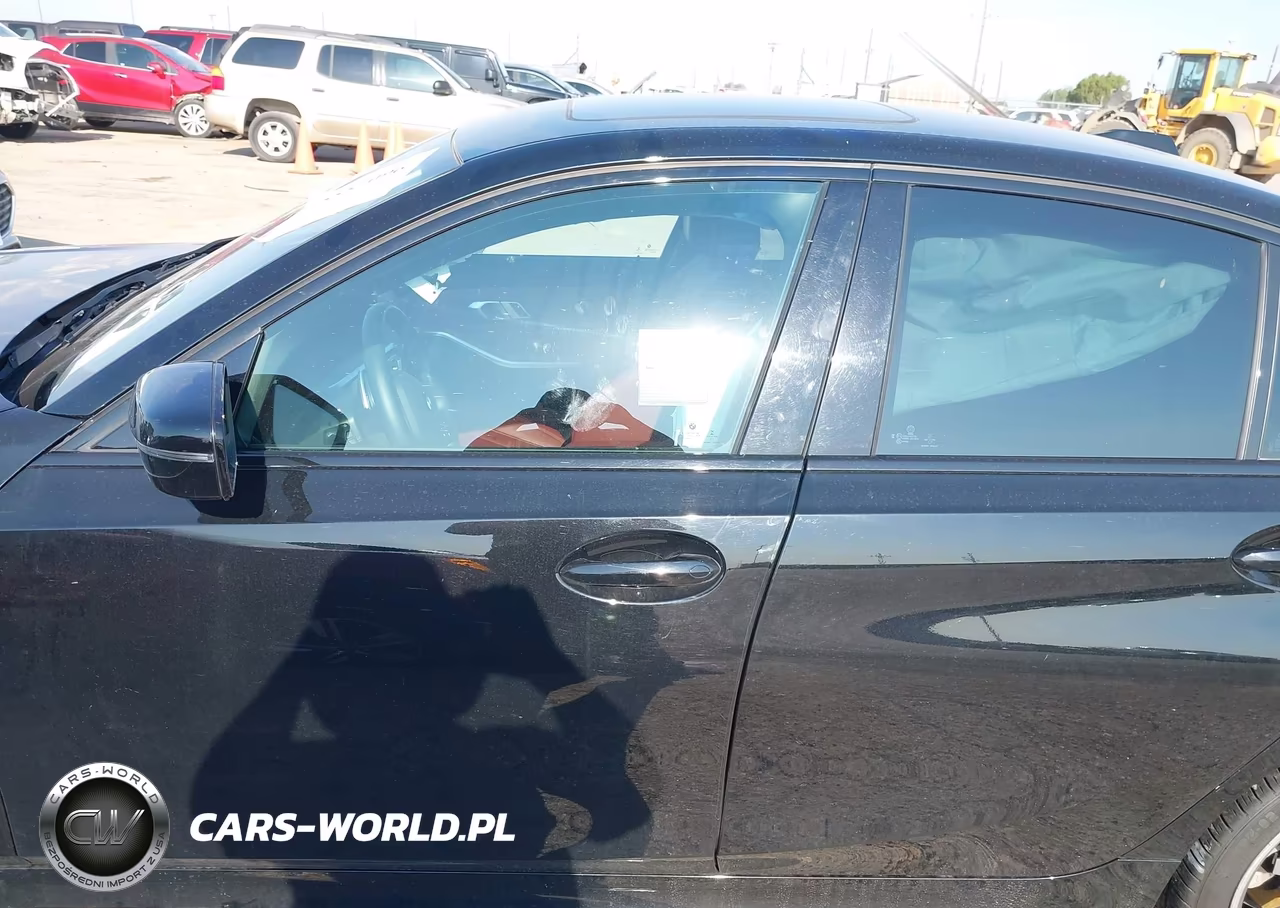 2023 BMW 330I VIN:3MW69FF07P8D00822 - 13