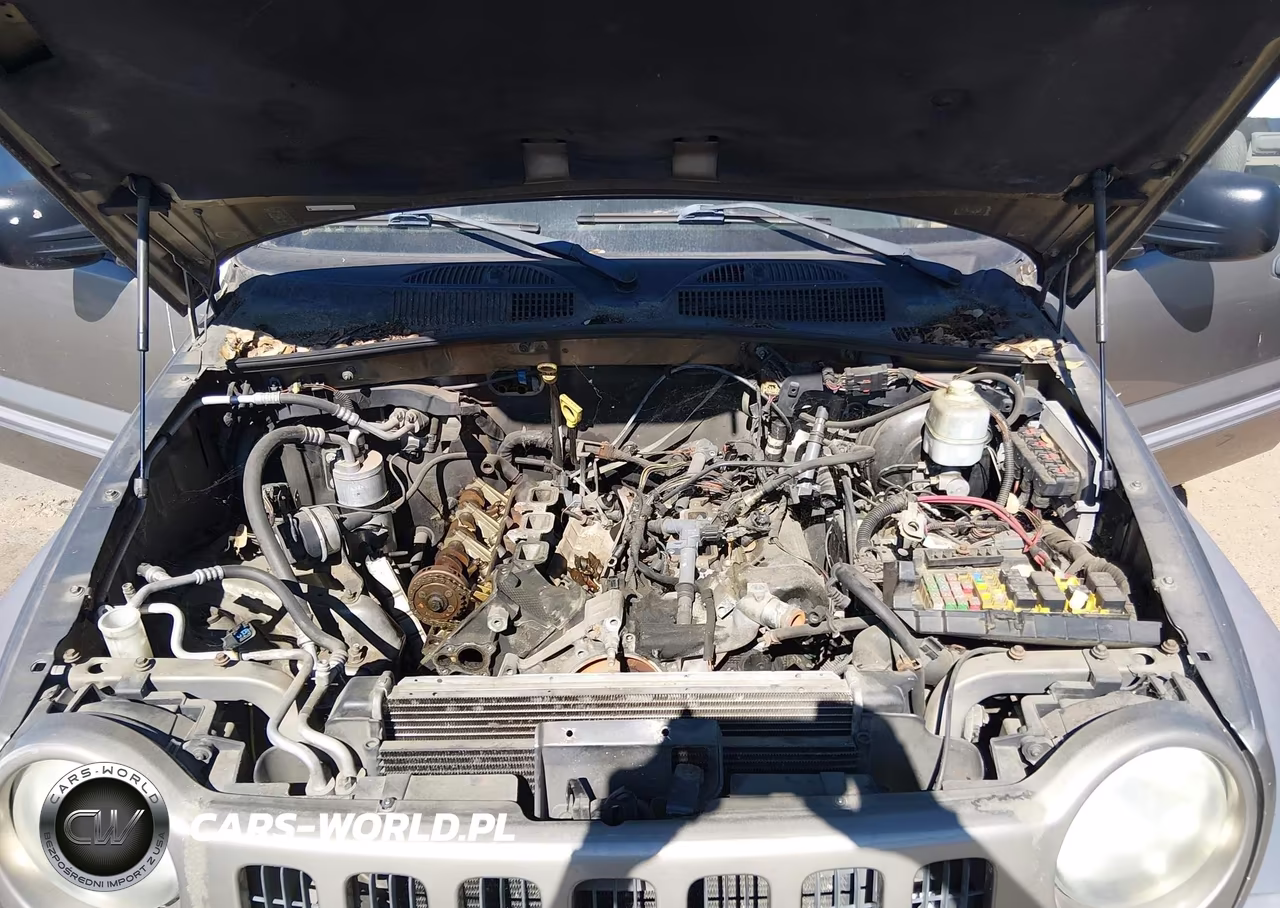 2004 Jeep Liberty Sport VIN:1J8GL48K14W119772 - 10