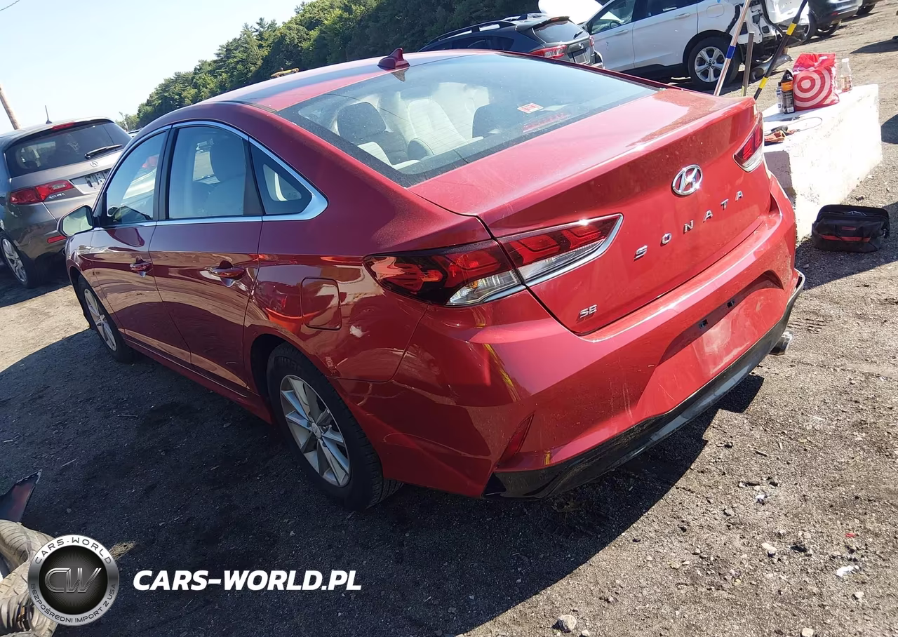 2018 Hyundai Sonata Se VIN:5NPE24AF3JH682984 - 3