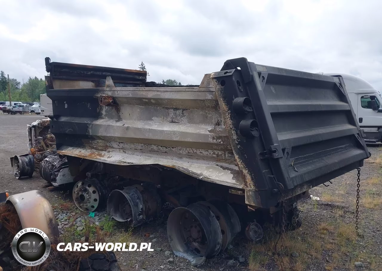 2004 Kenworth Construction T800 VIN:1NKDXBEX44R058370 - 3