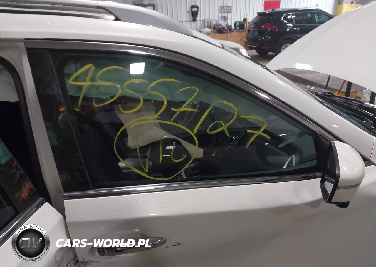 2014 Nissan Rogue Sv VIN:5N1AT2MV6EC804799 - 5