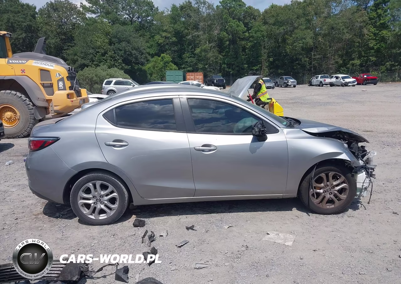 2016 Scion Ia VIN:3MYDLBZV2GY111136 - 14