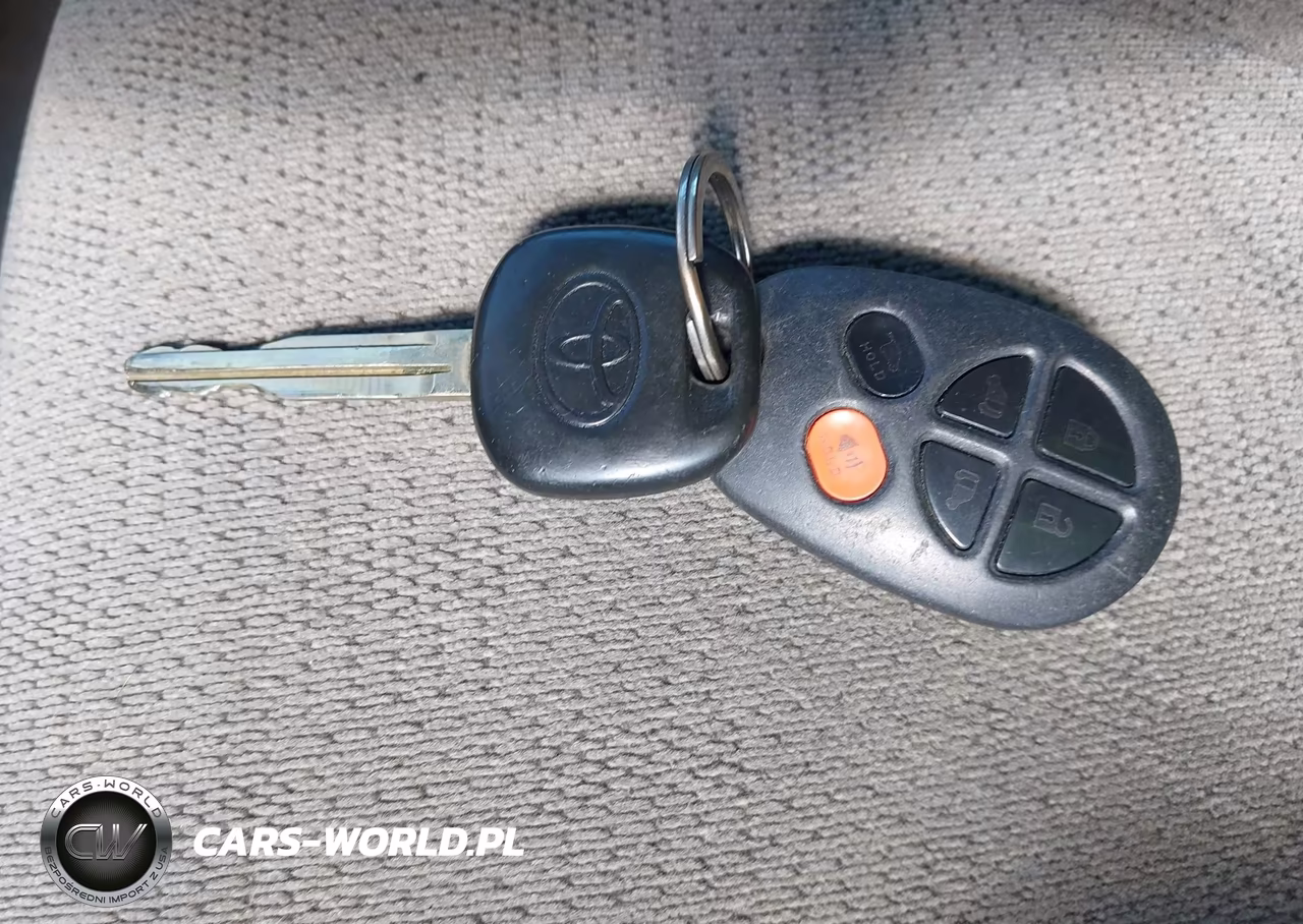 2004 Toyota Sienna Xle VIN:5TDZA22CX4S152071 - 11