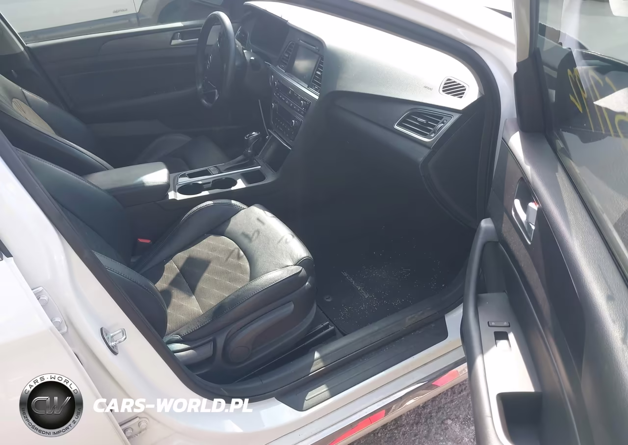 2015 Hyundai Sonata Sport VIN:5NPE34AF7FH230136 - 5
