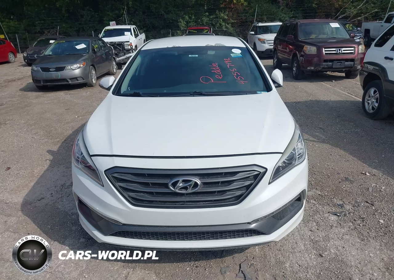 2015 Hyundai Sonata Sport VIN:5NPE34AF7FH230136 - 6