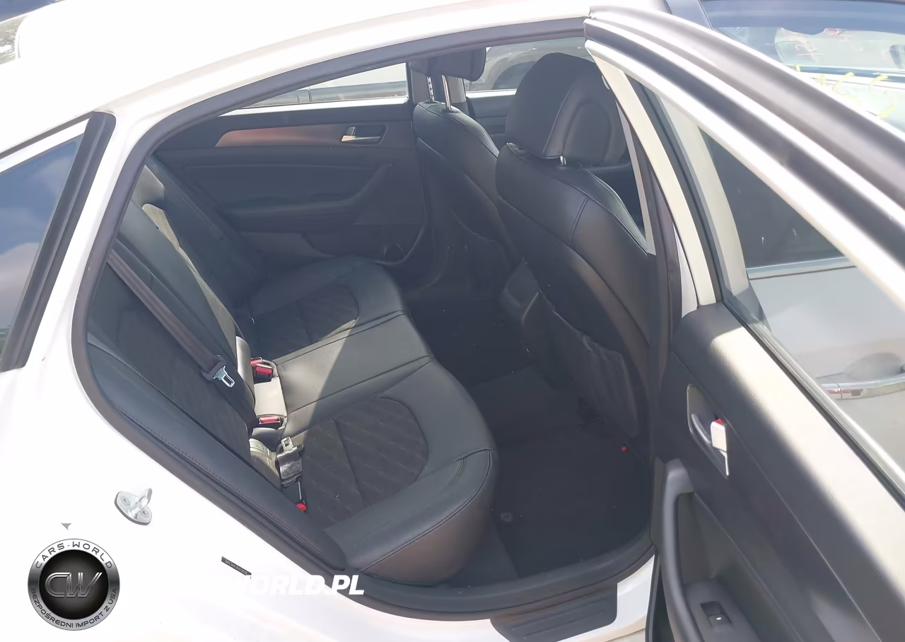 2015 Hyundai Sonata Sport VIN:5NPE34AF7FH230136 - 8