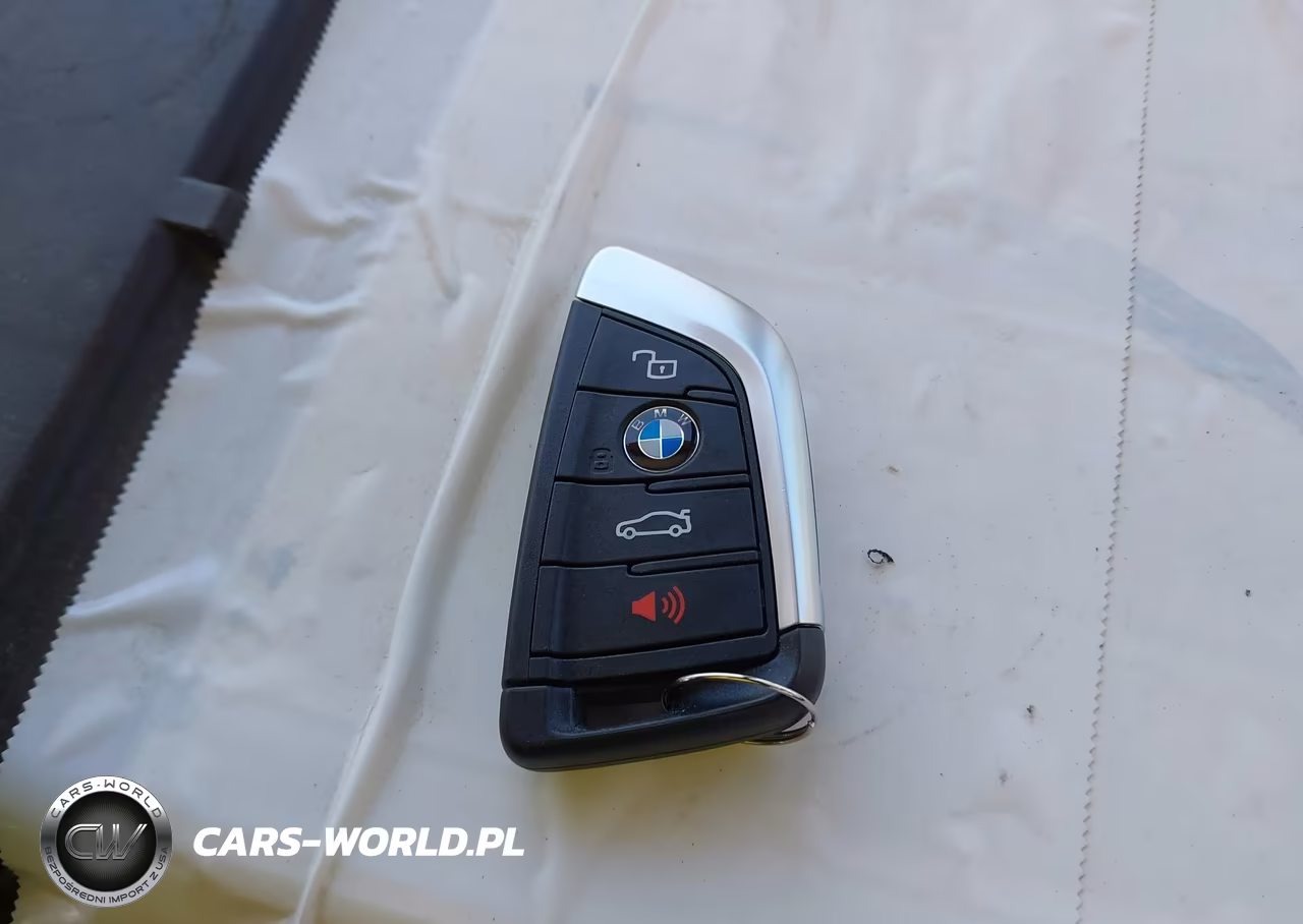 2023 BMW X4 xDrive30I VIN:5UX33DT03P9P13163 - 11
