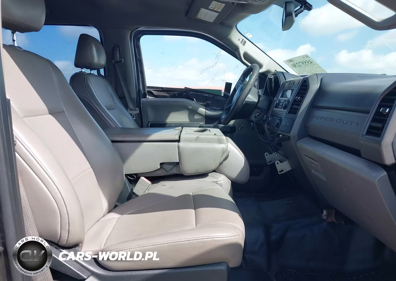 2018 Ford F-250 King Ranch-Lariat-Limited-Platinum-Xl-Xlt VIN:1FT7W2BT9JEB72676 - 5