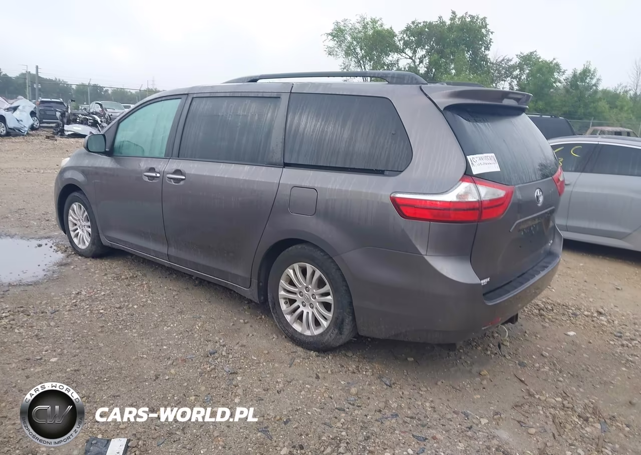 2015 Toyota Sienna Xle 8 Passenger VIN:5TDYK3DC4FS599168 - 3