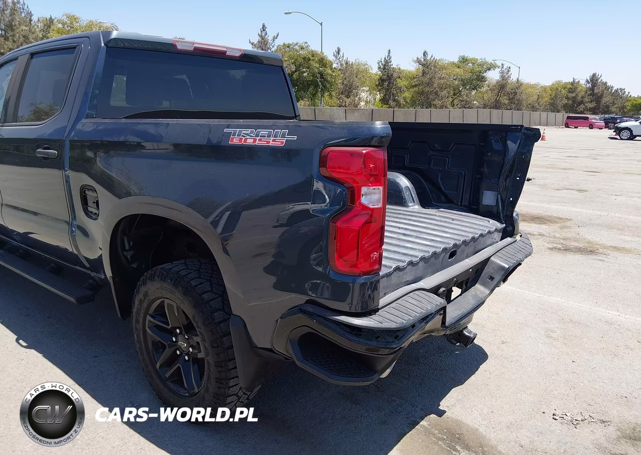 2019 Chevrolet Silverado 1500 Custom Trail Boss VIN:1GCPYCEF5KZ380697 - 18