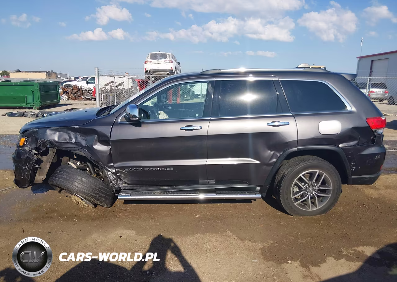 2018 Jeep Grand Cherokee Limited 4X4 VIN:1C4RJFBG2JC136647 - 14