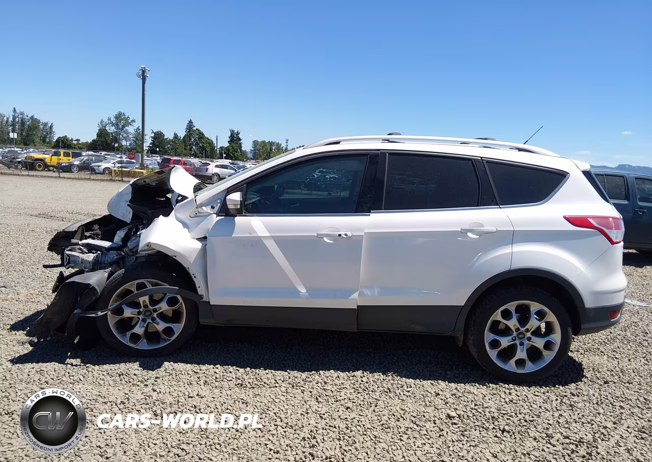 2013 Ford Escape Titanium VIN:1FMCU9J93DUC16521 - 15