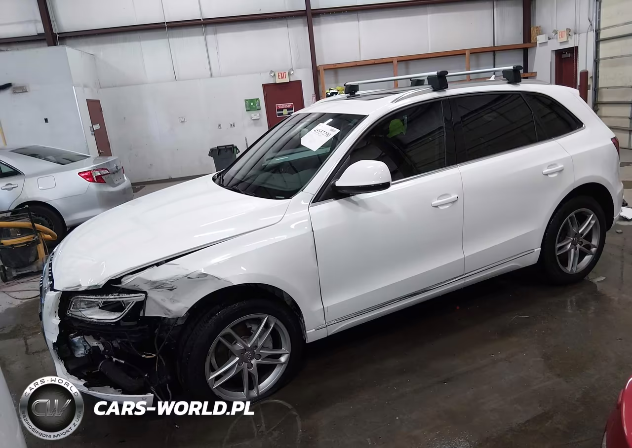 2014 Audi Q5 2.0T Premium VIN:WA1LFAFP5EA075410 - 2