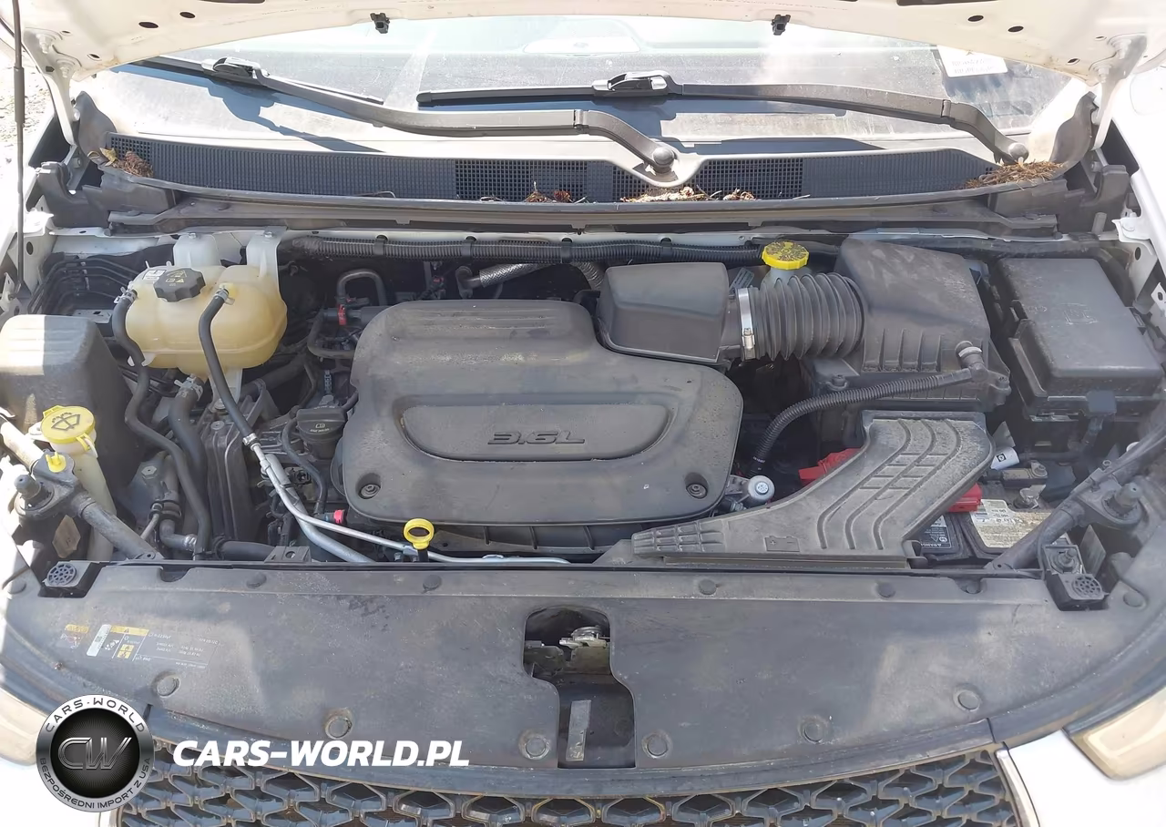 2022 Chrysler Pacifica Touring L VIN:2C4RC1BG7NR141322 - 10