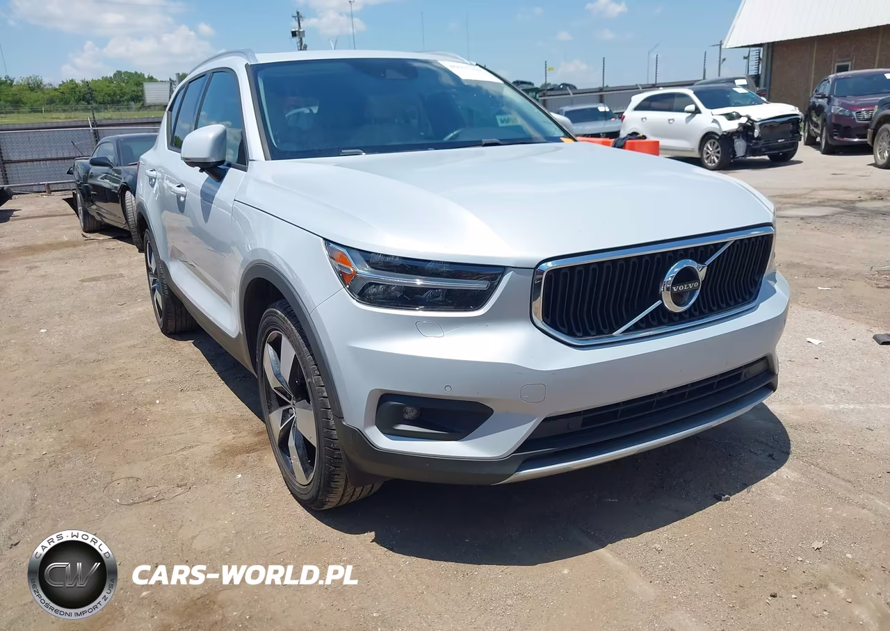 2020 Volvo Xc40 T5 Momentum VIN:YV4162UK8L2320201 - 1