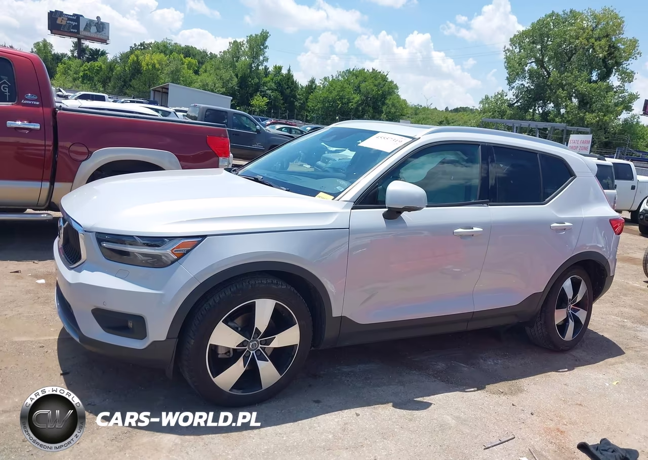 2020 Volvo Xc40 T5 Momentum VIN:YV4162UK8L2320201 - 14
